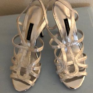 Caparros high platform silver glitter heels Size 6 1/2